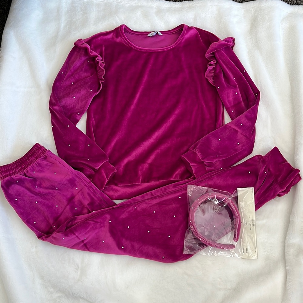 NWOT velour 3 piece lounge set size XL (14-16)